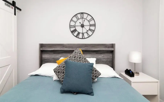 Seminole Heights Retreat