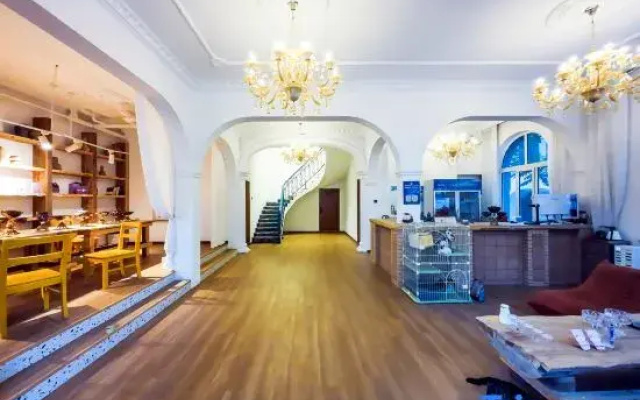 Huajing Homestay