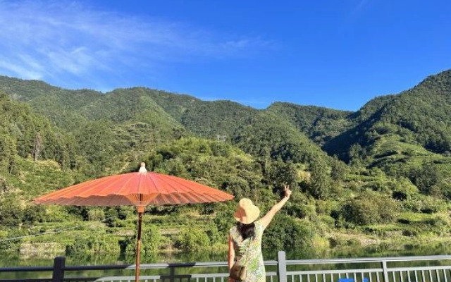 Qiandao Lake Changjin Lake Hotel