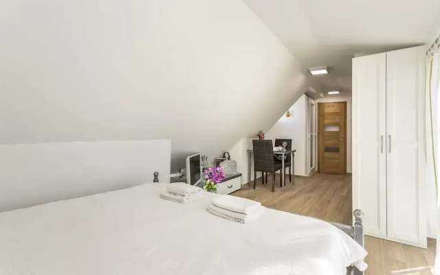Apartments And Rooms Villa Erede