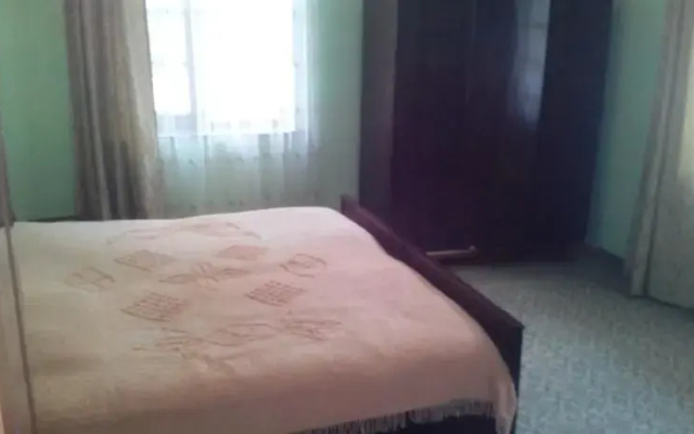 Guest House on Brtskinvale St. 51