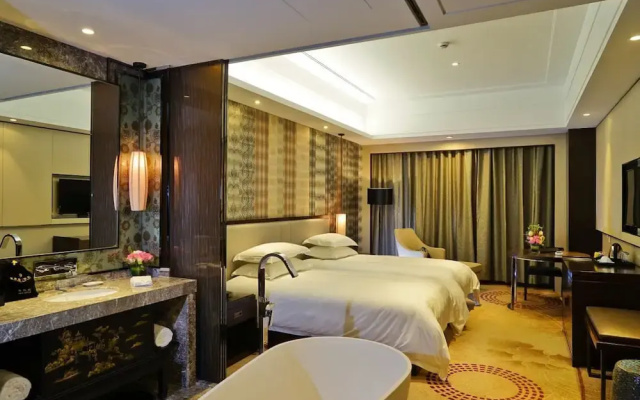 Jun Sun Hotel