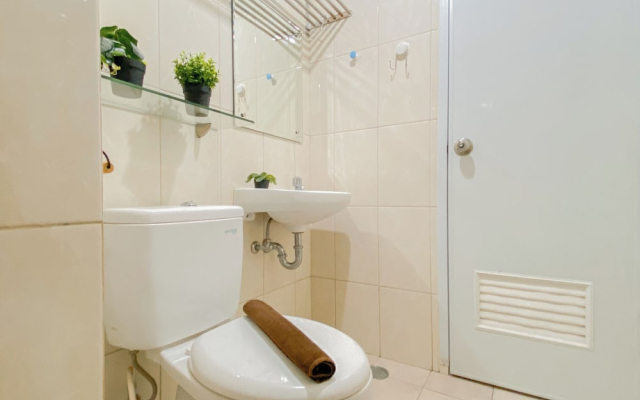 Warm And Homey 2Br Apartment Springlake Summarecon Bekasi