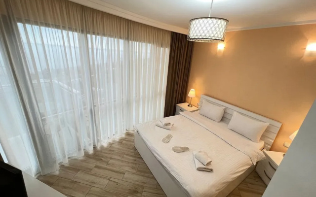 Sea Side Aparthotel