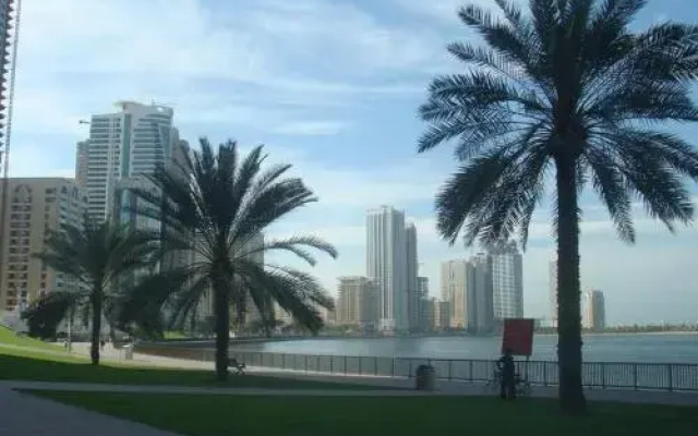 Al Sheraa Hotel Apartments