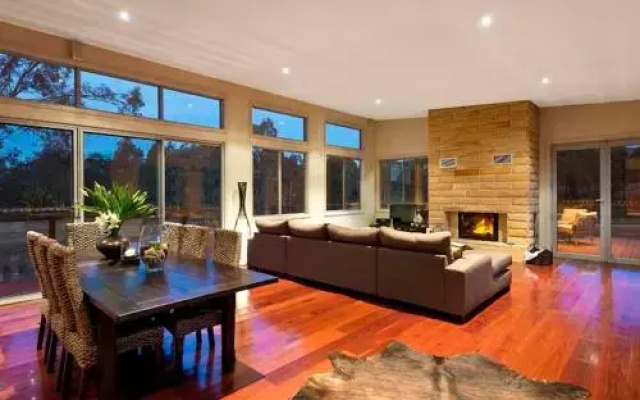 Blue Cliff Retreat