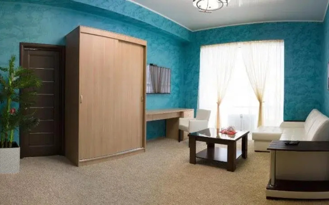 Hotel Garazh