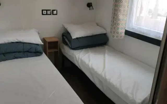 Mobil home 6 personnes 100m de la plage