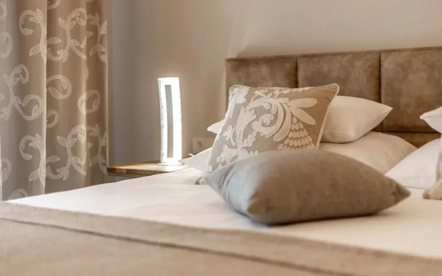 A-VITA Azahar Luxury Apartments