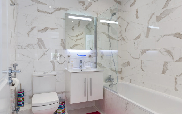 Cromwell Road 2-bed 2-bath Brand new Flat