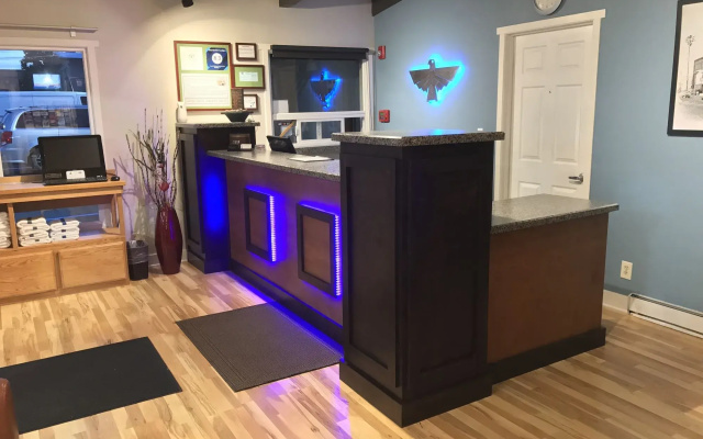 Thunderbird Lodge