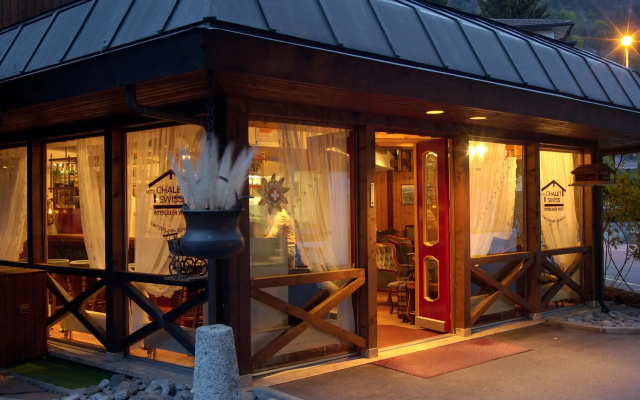 Отель Chalet Swiss