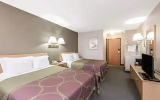 Super 8 Bernalillo