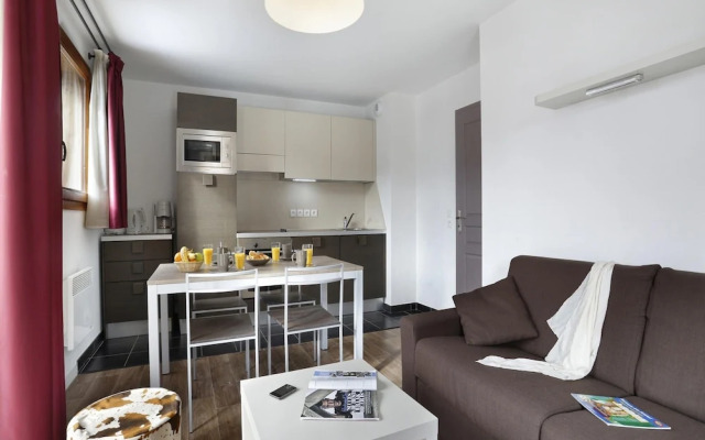 Spacious Apartment in Les Deux Alpes