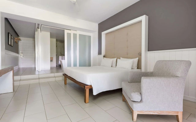 Radisson Blu Azuri Resort & Spa