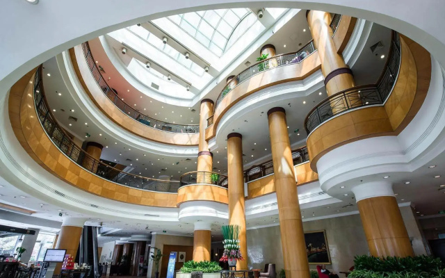 Отель Park Inn by Radisson Shanghai Downtown