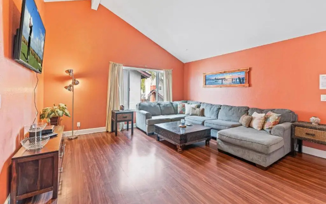 2 Huntington Retreat 2 Bed