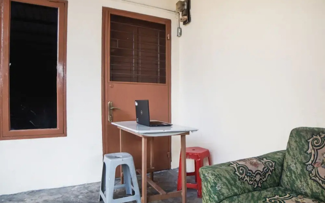 Hotel O Kost Ketapang Syariah