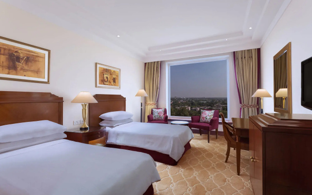 Sheraton New Delhi Hotel