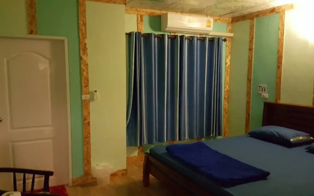 Arnarjak Resort