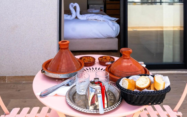 Hotel Unico Maarif