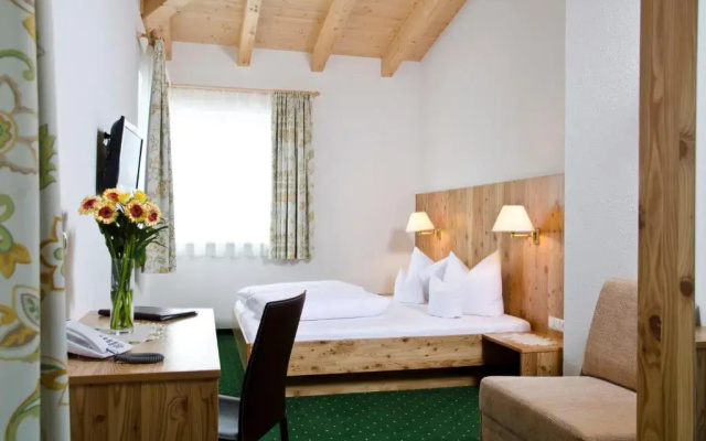 Berghotel Rasis