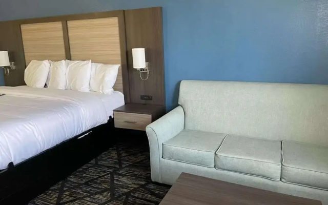 Econo Lodge Blackwell I 35