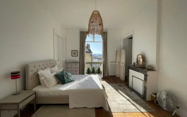 Maison M