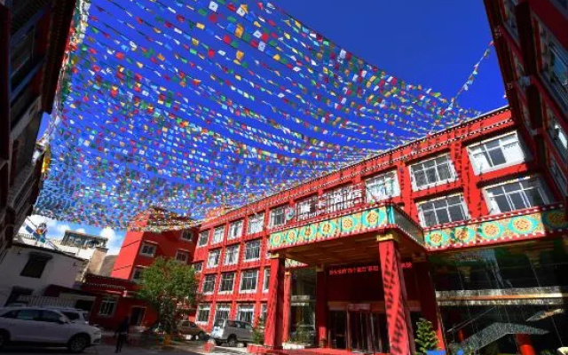 Thangka Hotel