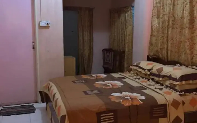 trisya homestay