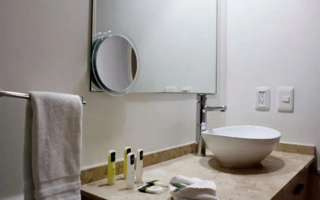 Premier Apartment Downtown 4 Guests 1202