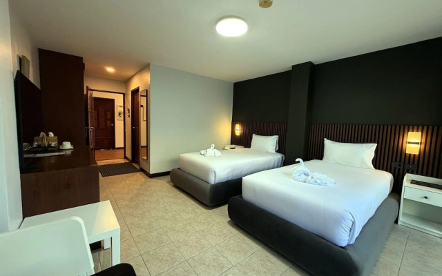Karon Place