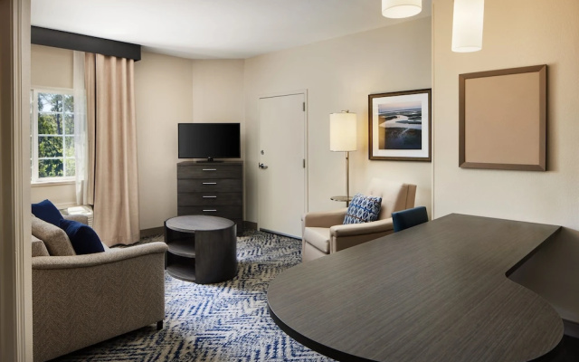 Candlewood Suites Charleston Northwoods, An Ihg