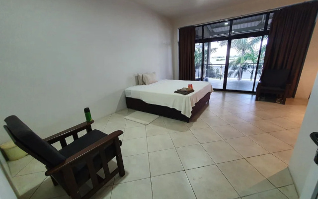 Zambezi Riverside Accommodation