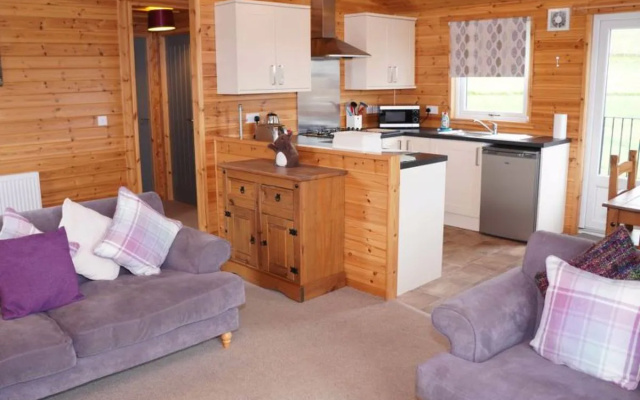 Loch Leven Lodge 4