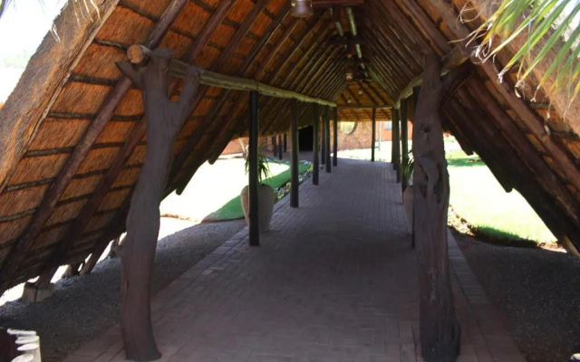 Kalahari Lodge