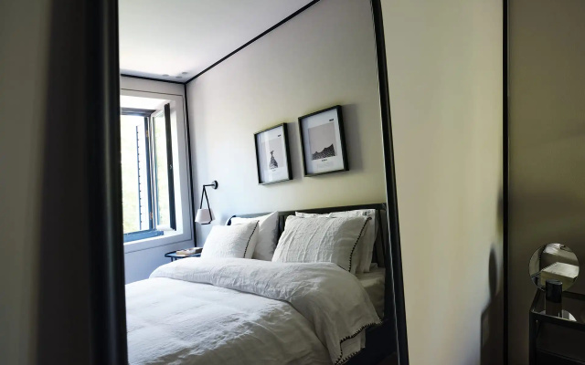 The Twenty One Hotel