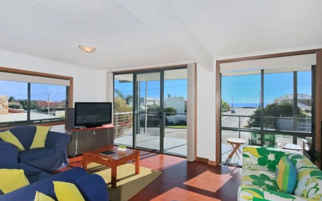 Sea Lime Beach House