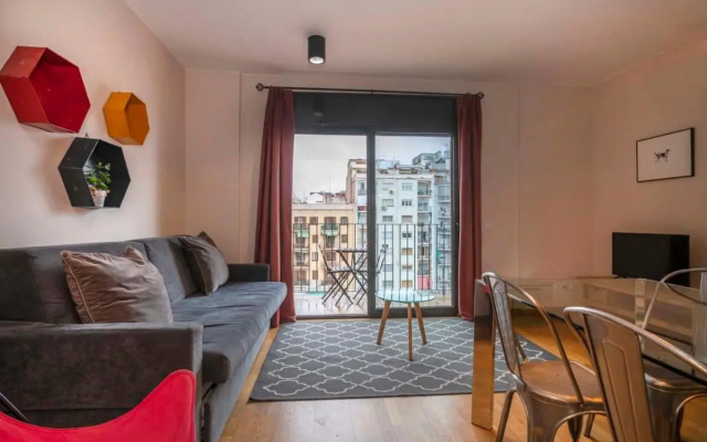Modern and bright apartment in Eixample 5-1