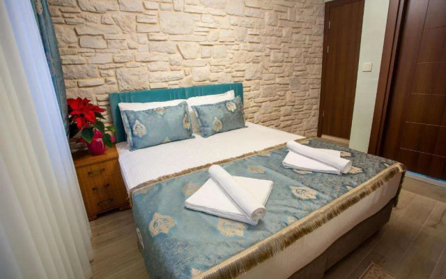 Sayina Hotel