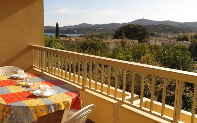 Appartement Bormes-les-Mimosas, 2 pièces, 4 personnes - FR-1-610-16