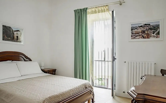 Ibla Apartments with Terrace
