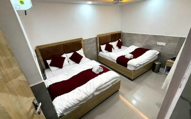 Hotel Sheeri Inn
