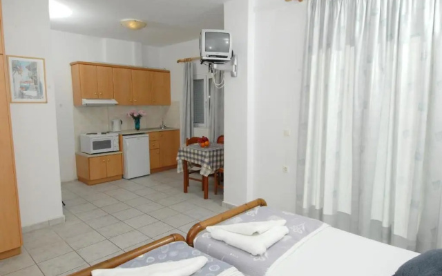Alexis Studios and Apartments