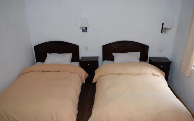 Qorichaska Hostel