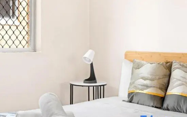 2BR Apartment – Heart of North Parramatta, Easy Train Access