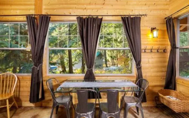 Painted Pony Cabin
