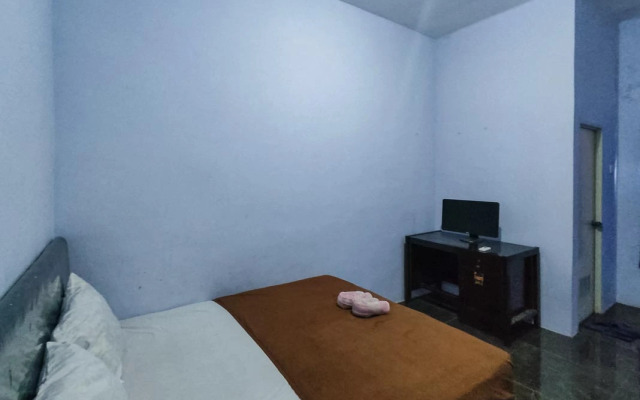YS Homestay near Terminal Bayuangga Probolinggo