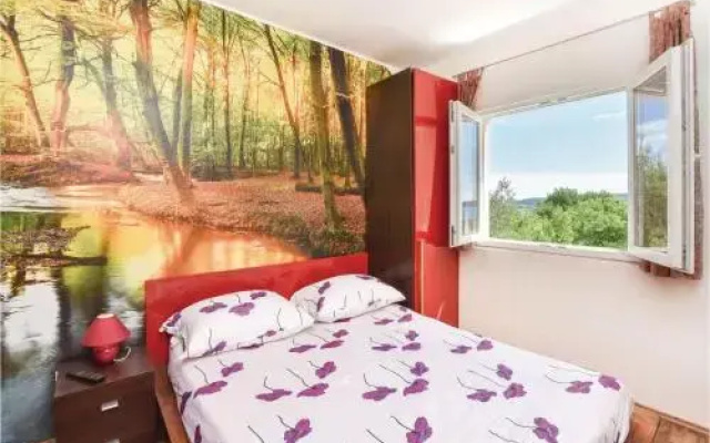 Four Bedroom Holiday Home In Kastel Sucurac