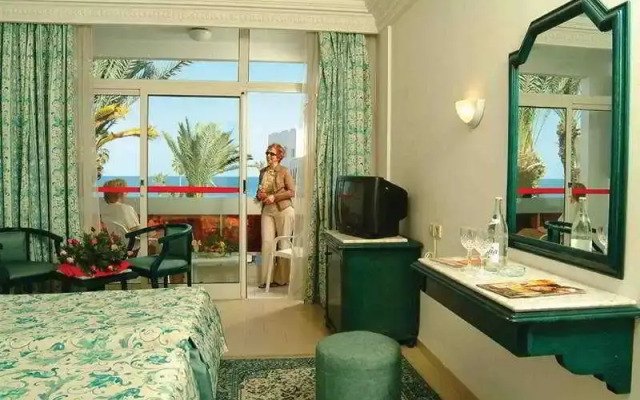 Отель Jawhara Coralia Club Sousse Париж комната для гостей